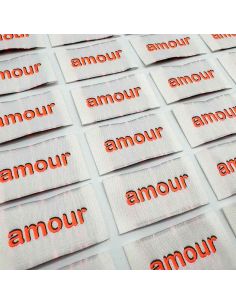 Set van 5 geweven labels om op te naaien Liefde - Fluorescerend 2