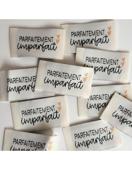 Set van 5 geweven labels om op te naaien Perfect imperfect