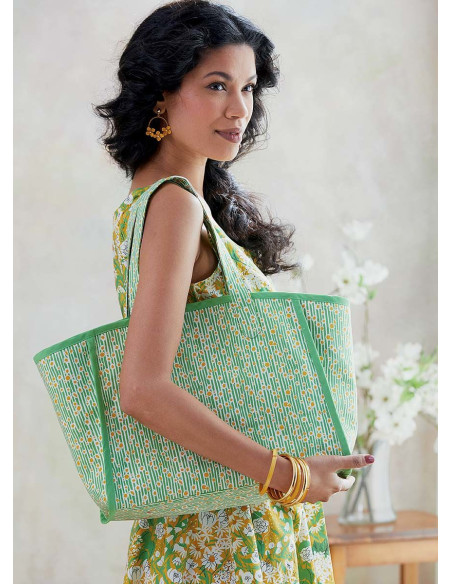 Jurkpatroon, riem en handtas - Butterick 6674