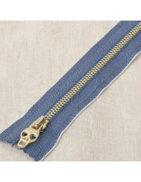 Doodshoofd jeans sluiting