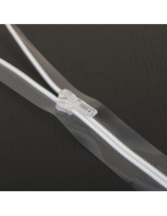 Transparante plastic sluiting
