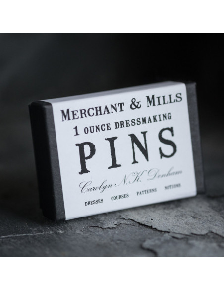 Doosje van 28 gr extra fijne spelden Merchant & Mills
