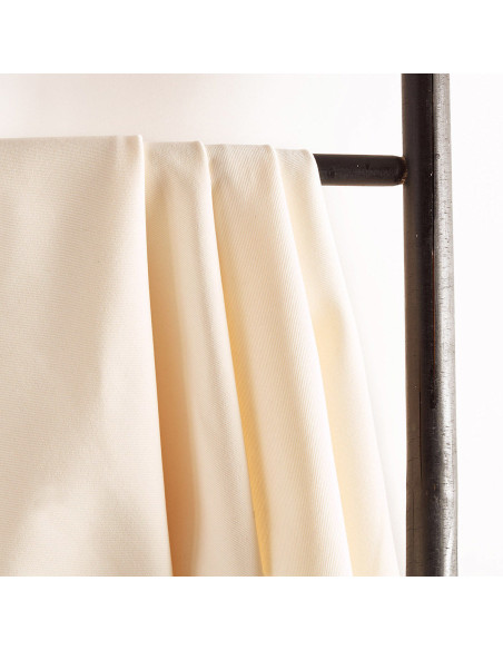 Off-white katoenen gabardine stof - Atelier Brunette