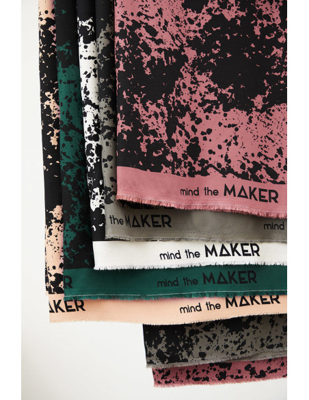 Viscose crêpe stof Shadow Splash - Flessengroen