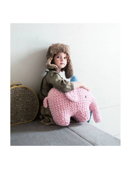 Boek 22 amigurumi van chenillegaren