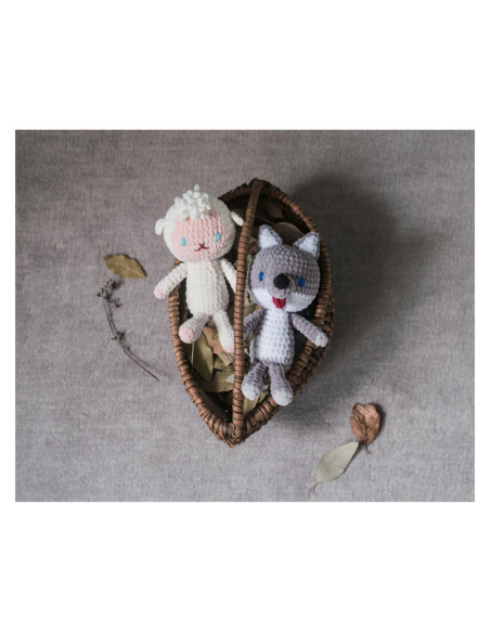 Boek 22 amigurumi van chenillegaren