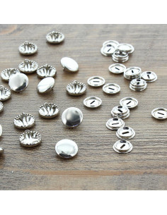 Doos van 100 te bekleden knopen - 15 mm