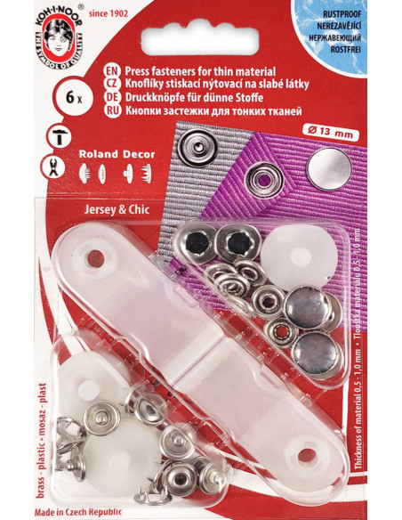 Doos met 6 parelmoer zwarte jersey drukknoopjes met gereedschap 13 mm