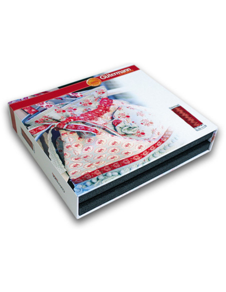 Album met 42 spoelen Gütermann naaigaren