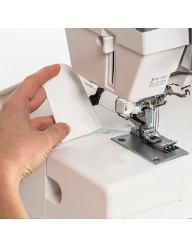 Janome CoverPro 3000 Professional coverlockmachine