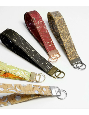 Set van 2 sleutelhangerclips en riem - Antiek