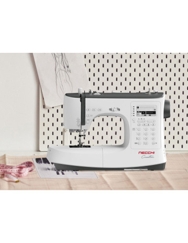 Necchi Creator C360 naaimachine