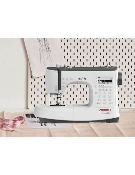 Necchi Creator C360 naaimachine
