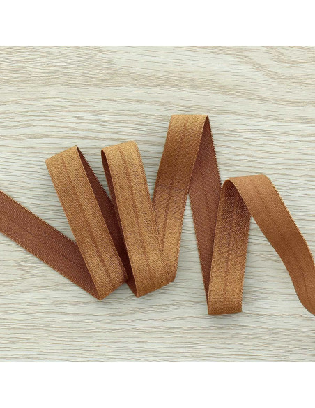 Voorgevouwen satijnen elastische biaisband 15 mm breed - Hazelnootkleurig