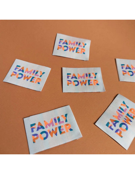 Set van 6 geweven labels - Family power
