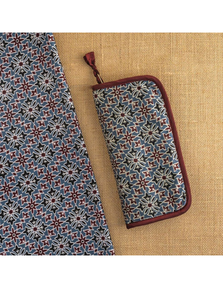 Etui voor sokkennaalden Ajrak Lantern Moon