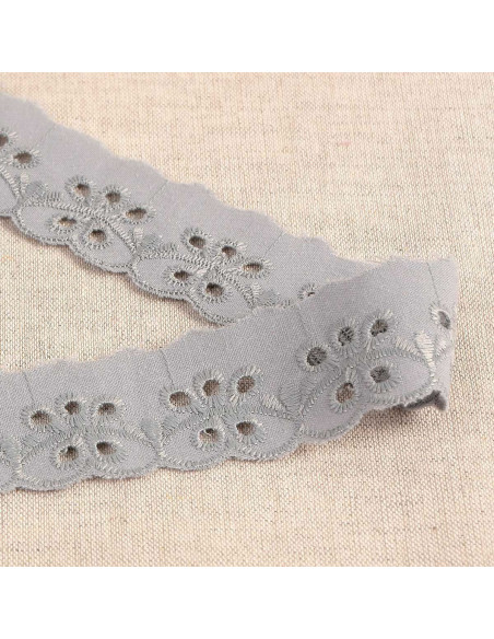 Broderie Anglaise bloemen festoen Inaya - Grijs