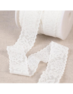 Elastische lingerie met kantmotief grote bloemen wit