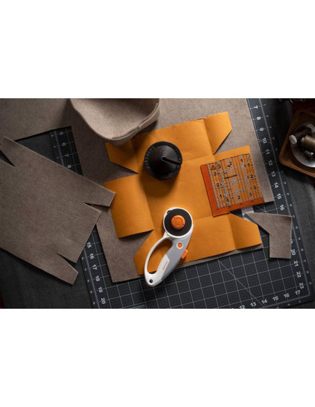 Fiskars 2-in-1 roterende snijder met messen van 45 mm en 60 mm