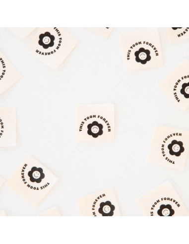 Set van 8 geweven labels - This Took Forever