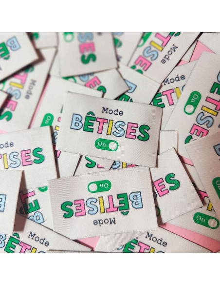 Set van 6 geweven labels - Onzin