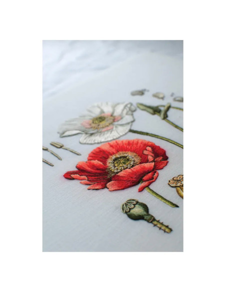 Boek het grote boek van geborduurde bloemen