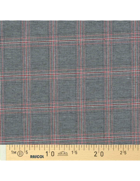 Schotse tartan stoffen in de mode - Zwart en rood