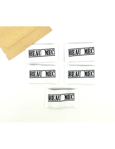 Set van 5 geweven labels om op te naaien Beau mec