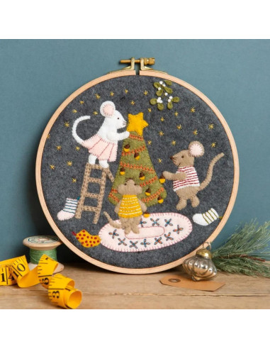 Viltpakket met borduurring - Muisfamilie met Kerstmis