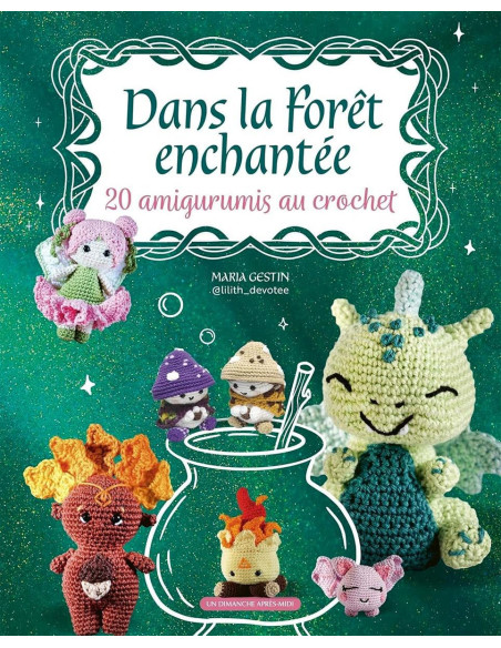 Boek in het betoverde bos