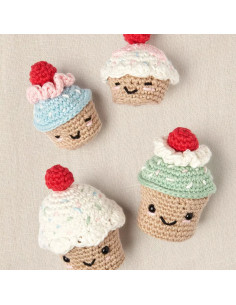 Amigurumi kit - Kersen cupcakes 2