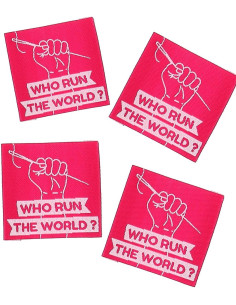 Set van 4 labels om op te naaien - Who run the world?