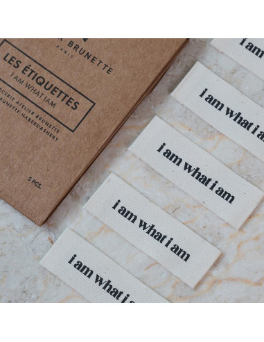 Set van 5 geweven labels om op te naaien - I am what i am