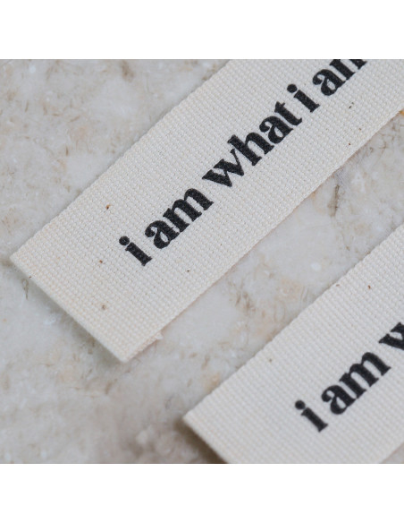 Set van 5 geweven labels om op te naaien - I am what i am