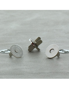 Zakje met 2 magnetische sluitingen 18 mm - Licht zilver