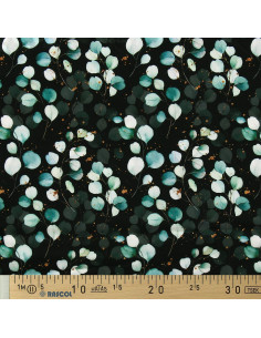 Viscose stof - Eucalyptus Zwarte achtergrond 2