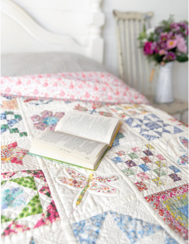 Boek 1 quilt, 100 blokken - Alice in Wonderland