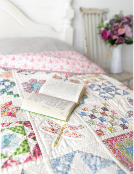 Boek 1 quilt, 100 blokken - Alice in Wonderland