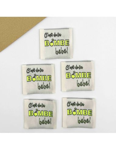Set van 5 geweven labels om op te naaien Het is de bom Baby!