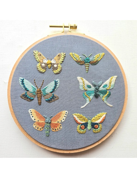 Borduurpakket - Moth Sampler