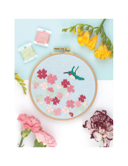Boek over bloemen borduren