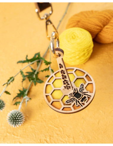 Armband met bolletje wol - Bij
