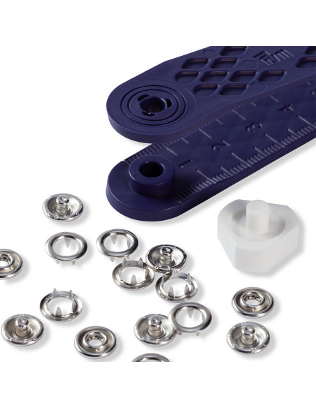 Doos met 10 nikkel jersey drukknoopjes met gereedschap 8 mm