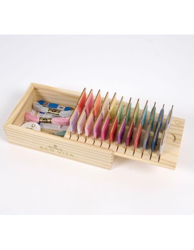 Opbergdoos met 24 houten kaartjes DMC