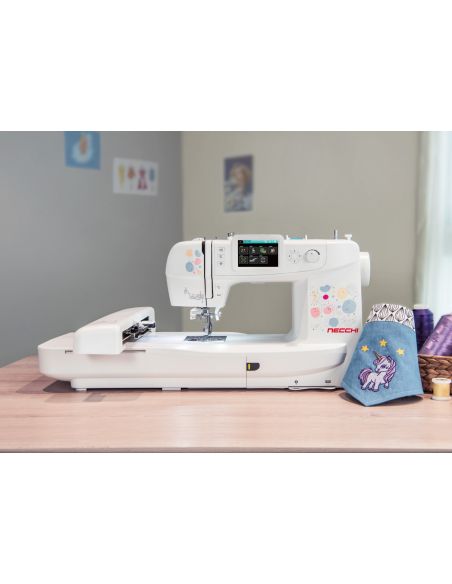 Necchi NE210 naai- en borduurmachine
