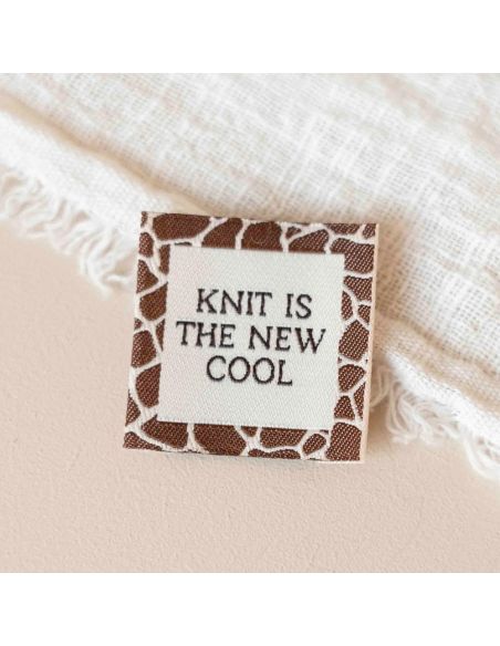 Geweven label om op te naaien Knit is the new cool