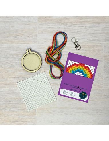 Mini borduurpakket kruissteek - Love is love