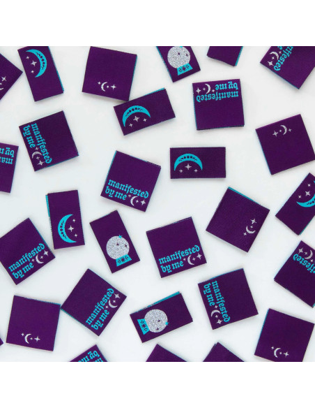 Set van 8 geweven labels - Manifested by me